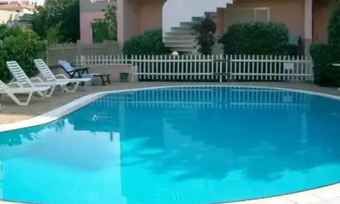 Rexer-Badesi-Luminoso-bilocale-in-residence-con-piscina-ALTRO