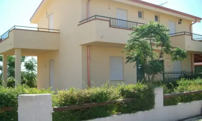 Rexer-Botricello-Graziosa-villetta-vicino-al-mare-ALTRO