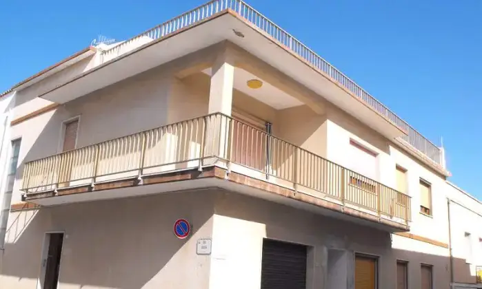 Rexer-Calasetta-Accogliente-e-luminoso-trilocale-vicino-alla-spiaggia-ALTRO