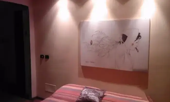 Rexer-Roma-Appartamento-CassiaGiustiniana-CAMERA-DA-LETTO