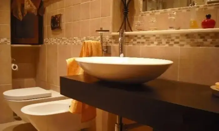 Rexer-Roma-Appartamento-CassiaGiustiniana-BAGNO