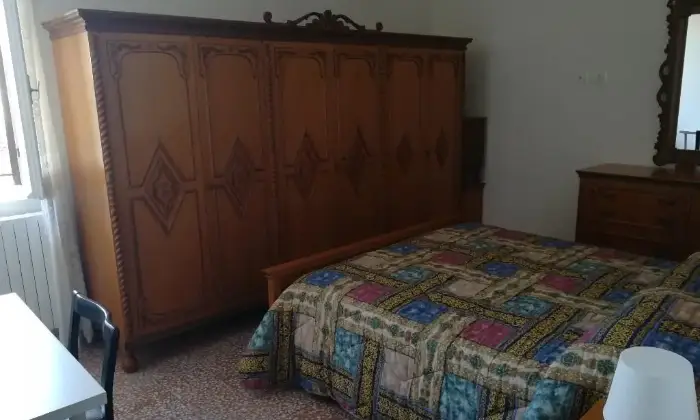Rexer-Chieti-Ampio-e-spazioso-appartamento-ristrutturato-CAMERA-DA-LETTO