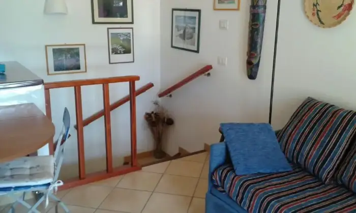 Rexer-Castelsardo-Bellissimo-alloggio-in-complesso-residenziale-SALONE
