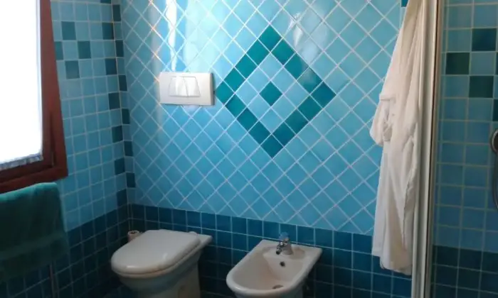 Rexer-Castelsardo-Bellissimo-alloggio-in-complesso-residenziale-BAGNO