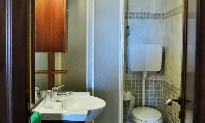 Rexer-Castro-VECCHIA-PAJARA-Ristrutturata-Castro-Marina-LE-BAGNO