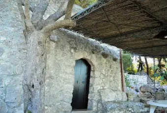 Rexer-Castro-VECCHIA-PAJARA-Ristrutturata-Castro-Marina-LE-ALTRO