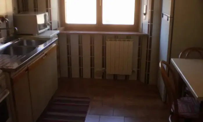 Rexer-Macerata-Ampio-quadrilocale-per-studenti-vicino-a-universit-CUCINA