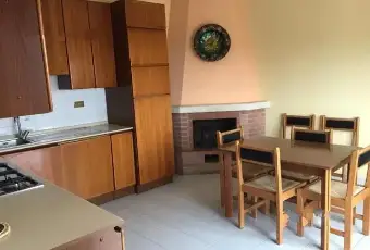 Rexer-LAquila-Comodo-e-ampio-appartamento-indipendente-con-vista-panoramica-CUCINA