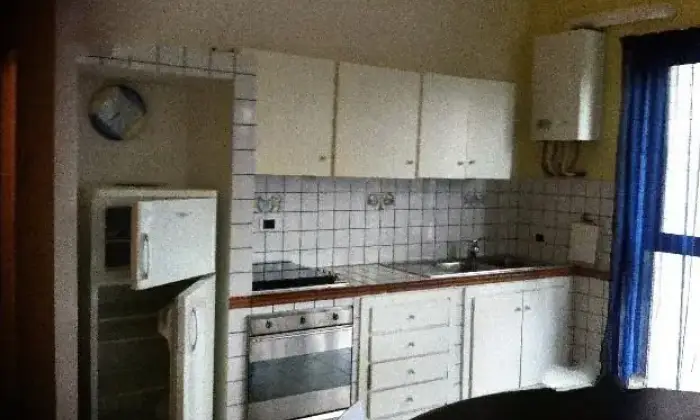 Rexer-Avezzano-Ampio-e-luminoso-trilocale-presso-centro-commerciale-CUCINA
