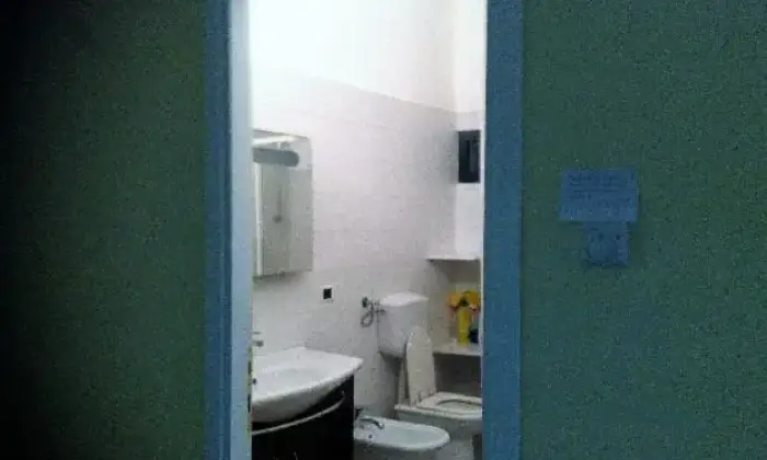 Rexer-Avezzano-Ampio-e-luminoso-trilocale-presso-centro-commerciale-BAGNO