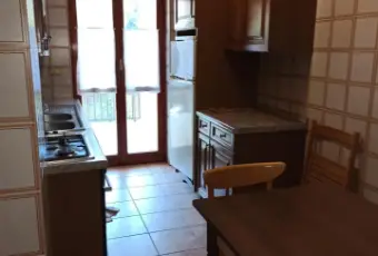 Rexer-LAquila-Ampio-quadrilocale-in-zona-servitissima-CUCINA