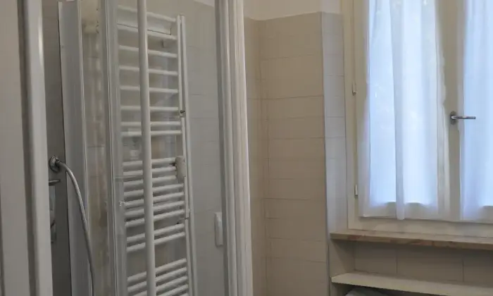 Rexer-Saluzzo-Appartamento-finemente-arredato-BAGNO