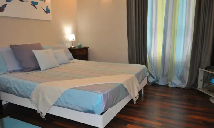 Rexer-Saluzzo-Appartamento-finemente-arredato-CAMERA-DA-LETTO