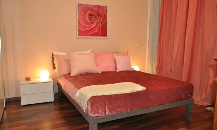 Rexer-Saluzzo-Appartamento-finemente-arredato-CAMERA-DA-LETTO