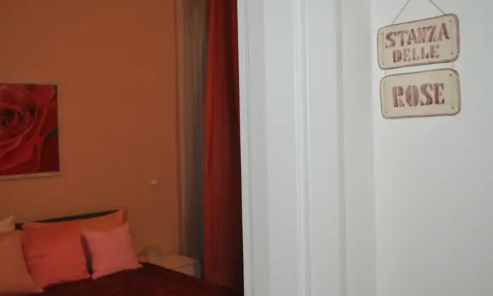 Rexer-Saluzzo-Appartamento-finemente-arredato-CAMERA-DA-LETTO