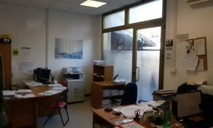 Rexer-Pescara-Comodo-locale-commerciale-anche-uso-Ufficio-Ufficio