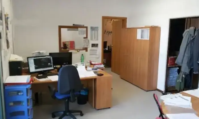 Rexer-Pescara-Comodo-locale-commerciale-anche-uso-Ufficio-Ufficio
