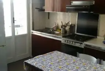 Rexer-Pescara-Comodissima-camera-in-centro-CUCINA