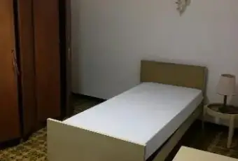Rexer-Pescara-Comodissima-camera-in-centro-CAMERA-DA-LETTO