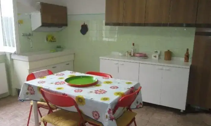 Rexer-Moneglia-Splendido-appartamento-con-vista-panoramica-CUCINA