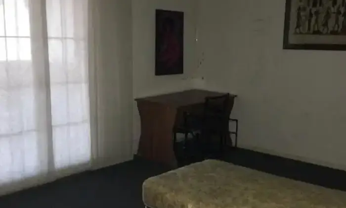 Rexer-Reggio-di-Calabria-Luminoso-CAMERA-DA-LETTO