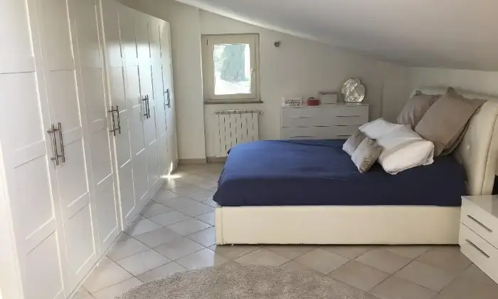 Rexer-Roma-Appartamento-Cesano-CAMERA-DA-LETTO