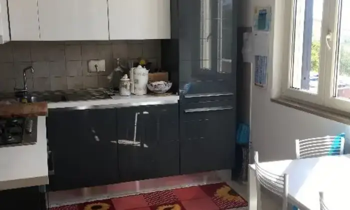 Rexer-Roma-Appartamento-Cesano-CUCINA