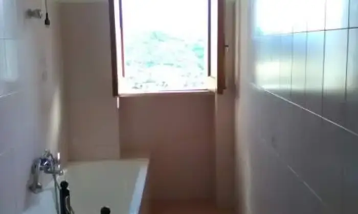 Rexer-Rotondella-Grazioso-appartamento-con-vista-panoramica-BAGNO