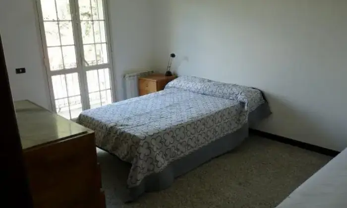 Rexer-Bari-Sardo-Splendido-e-tranquillo-appartamento-CAMERA-DA-LETTO
