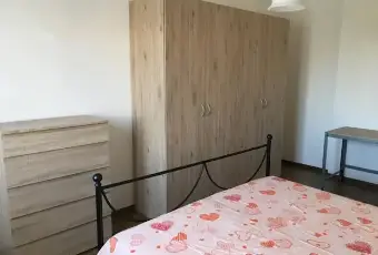Rexer-Quartu-SantElena-Camere-singole-ampie-e-luminose-nei-pressi-delle-cliniche-CAMERA-DA-LETTO