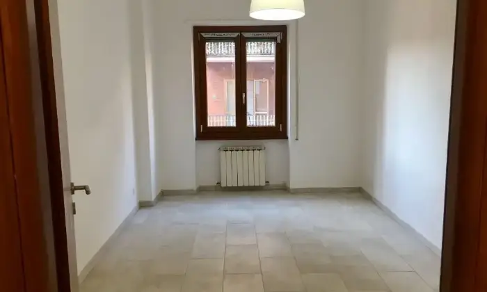 Rexer-Ciampino-Affitto-appartamento-appena-ristrutturato-CAMERA-DA-LETTO
