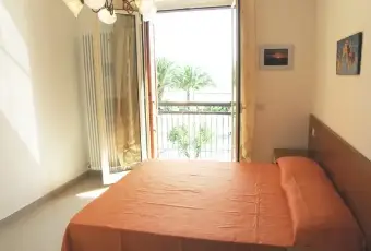 Rexer-SAN-BENEDETTO-DEL-TRONTO-VENDO-APPARTAMENTO-PRIMA-FILA-MARE-SALONE