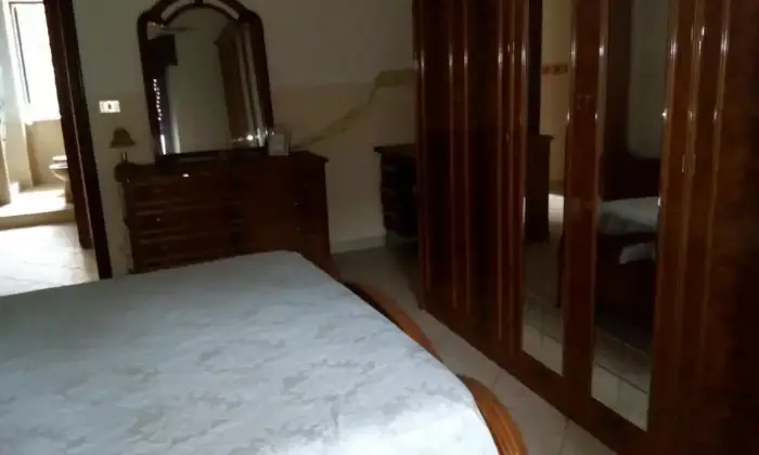 Rexer-Marano-di-Napoli-Appartamento-luminoso-CAMERA-DA-LETTO
