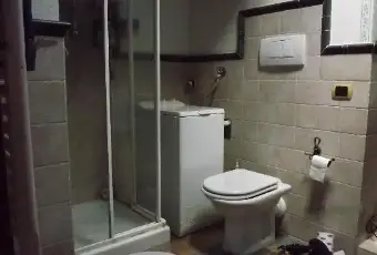 Rexer-Casole-dElsa-Confortevole-trilocale-BAGNO
