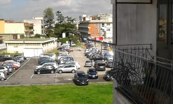Rexer-Napoli-BILOCALE-ideale-x-anziani-e-lavoratoricon-busta-paga-ALTRO