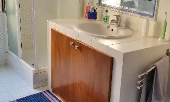 Rexer-Roma-Affittasi-stanza-a-ragazza-lavoratrice-nel-quartiere-african-BAGNO
