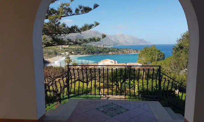 Rexer-Castellammare-Del-Golfo-Villa-chiara-a-scopello-per-Pasqua-GIARDINO