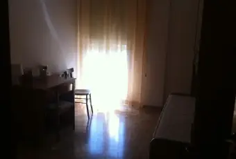 Rexer-Roma-Stanza-singola-arredata-CAMERA-DA-LETTO