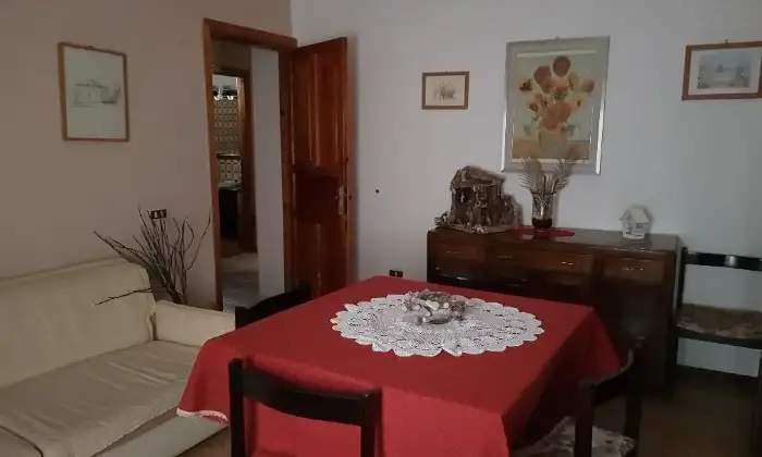 Rexer-Spezzano-della-Sila-Appartamento-nel-centro-di-camigliatello-silano-SALONE