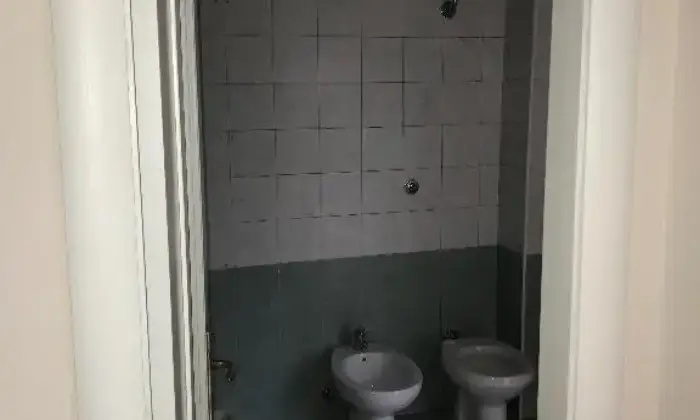 Rexer-Napoli-Appartamento-uso-studenti-BAGNO