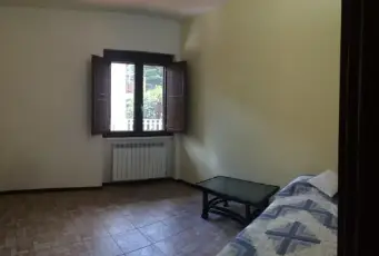 Rexer-Scoppito-Appartamento-a-Scoppito-AQ-CAMERA-DA-LETTO