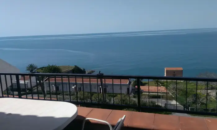 Rexer-bonifati-Bellissima-casa-vista-mare-mozzafiato-SALONE