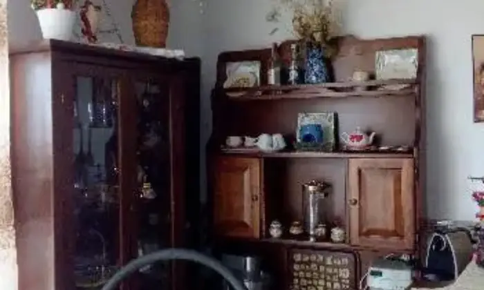 Rexer-Ostra-room-flat-for-rent-in-via-San-Francesco-SALONE