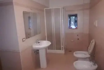 Rexer-Pozzuoli-Villetta-a-schiera-su-livelli-BAGNO