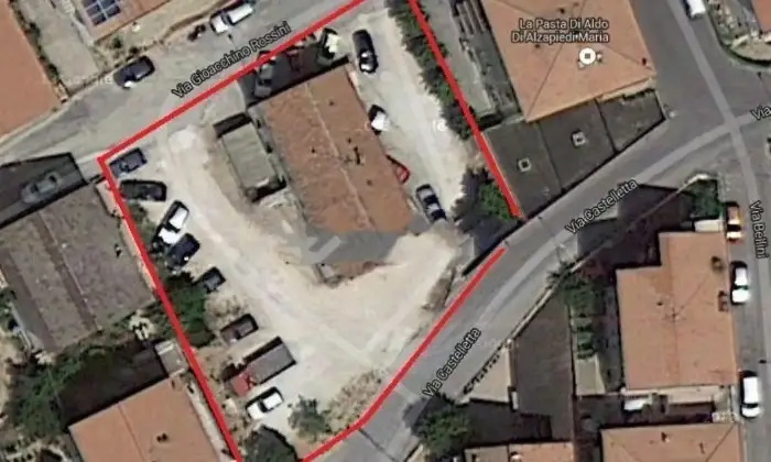 Rexer-Monte-San-Giusto-Affitto-di-ufficio-in-via-Castelletta-SALONE