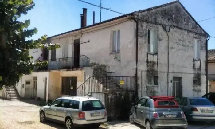 Rexer-Monte-San-Giusto-Affitto-di-ufficio-in-via-Castelletta-SALONE