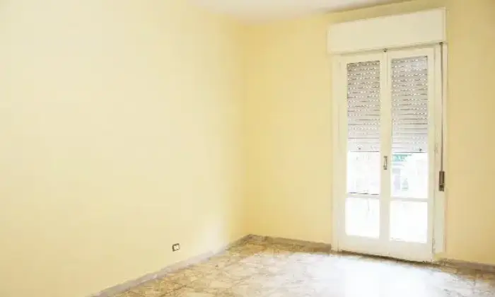 Rexer-Torre-Annunziata-Centralissimo-Appartamento-Uso-Studio-CAMERA-DA-LETTO