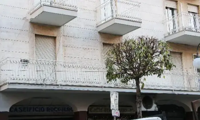 Rexer-Torre-Annunziata-Centralissimo-Appartamento-Uso-Studio-ALTRO