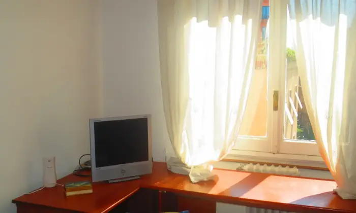 Rexer-Roma-Stanza-doppia-luminosa-Balduina-Gemelli-Cipro-Vaticano-CAMERA-DA-LETTO