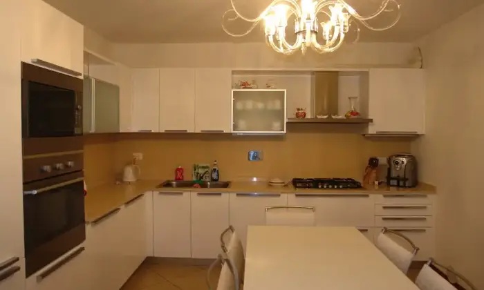 Rexer-Lignano-Sabbiadoro-Villa-Adria-CUCINA